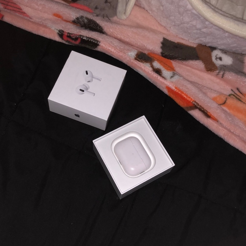 Apple AirPods Pro new 3rd generation with lightening charging case